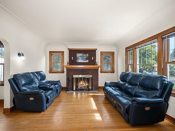 4th image of 3204 W Alice Ave