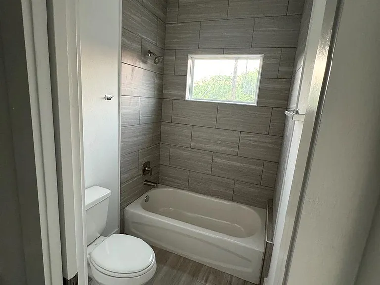 7608 Easter St — Photo 19