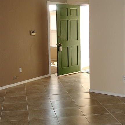 2nd image of 10924 Stonebridge Dr
