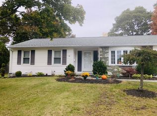 38 Oregon Ave, Somerset, MA 02726