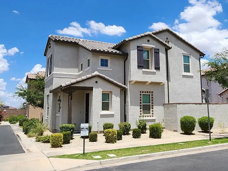 9924 E Tahoe Ave — Photo 1