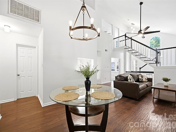 5th image of 6151 Gray Gate Ln