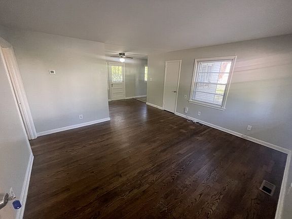 5th image of 805 Culpepper Ln