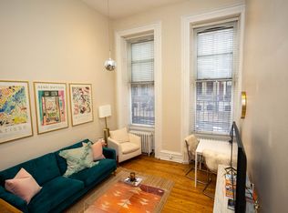 2109 Spruce St APT 1F, Philadelphia, PA 19103