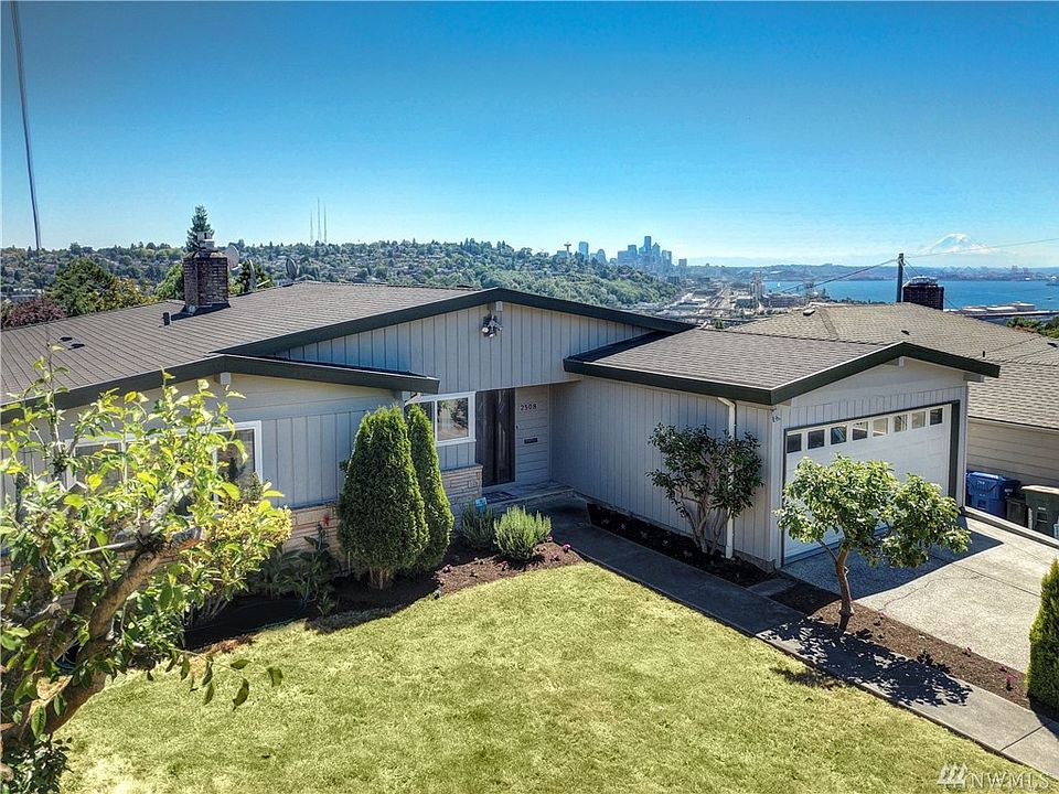 1st image of 2508 26th Ave W