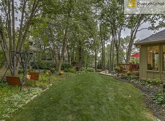5th image of 8114 W 139th St