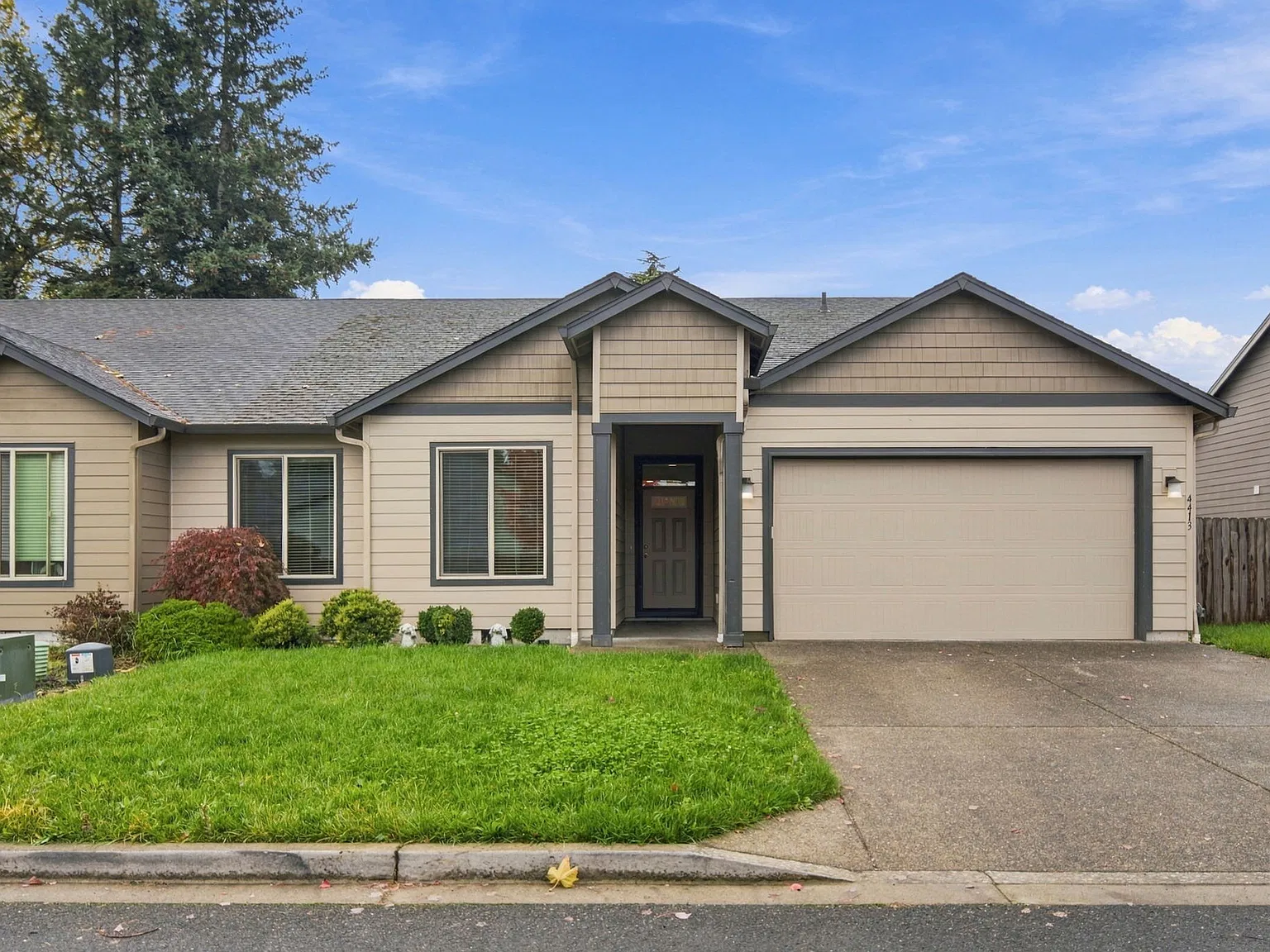 3 bed, 1759 sqft, $2,470 — Photo 3