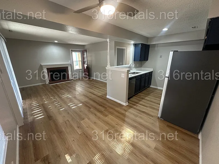869 Nims St #1 — Photo 16