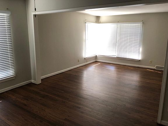 Dining Room/Living Room