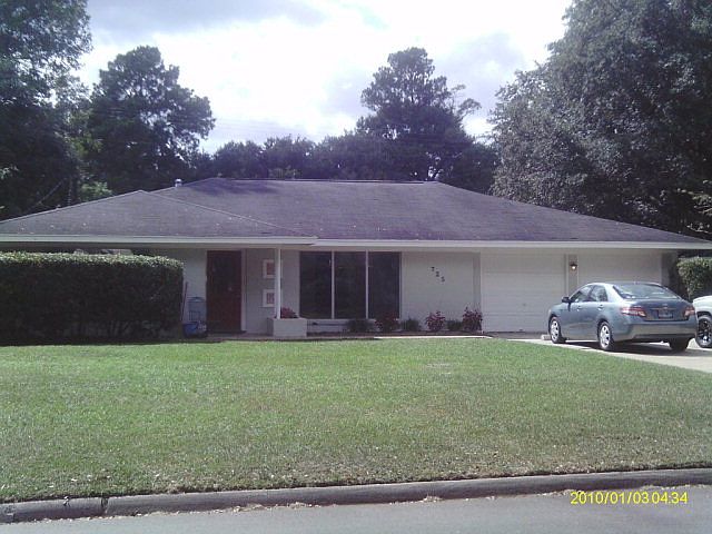 1st image of 725 Belvedere Dr