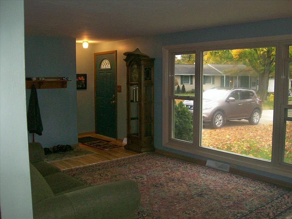 2nd image of 100 Orlando Ave