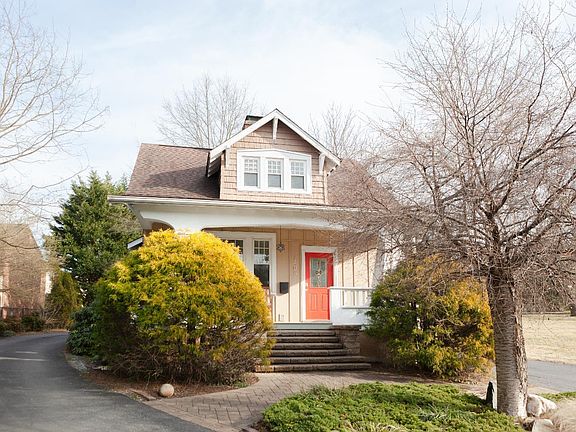 2nd image of 3408 Memorial Ave