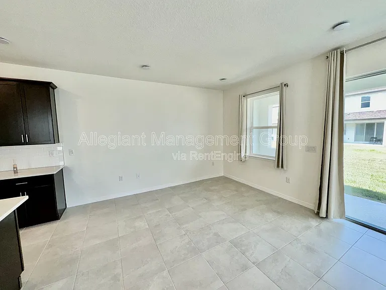 4570 Small Creek Rd — Photo 8