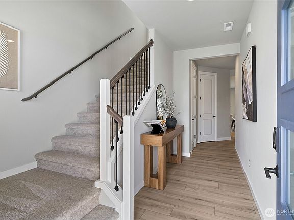 2nd image of 2154 169th Street NE