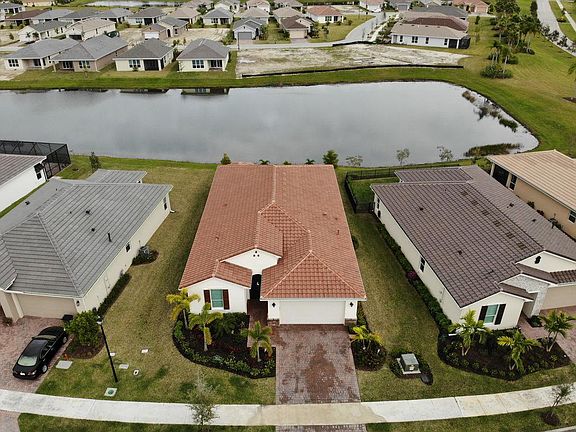 2nd image of 10263 SW Coral Tree Cir