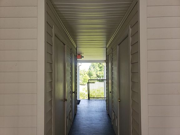 2nd image of 11520 Westwood Blvd APT 526