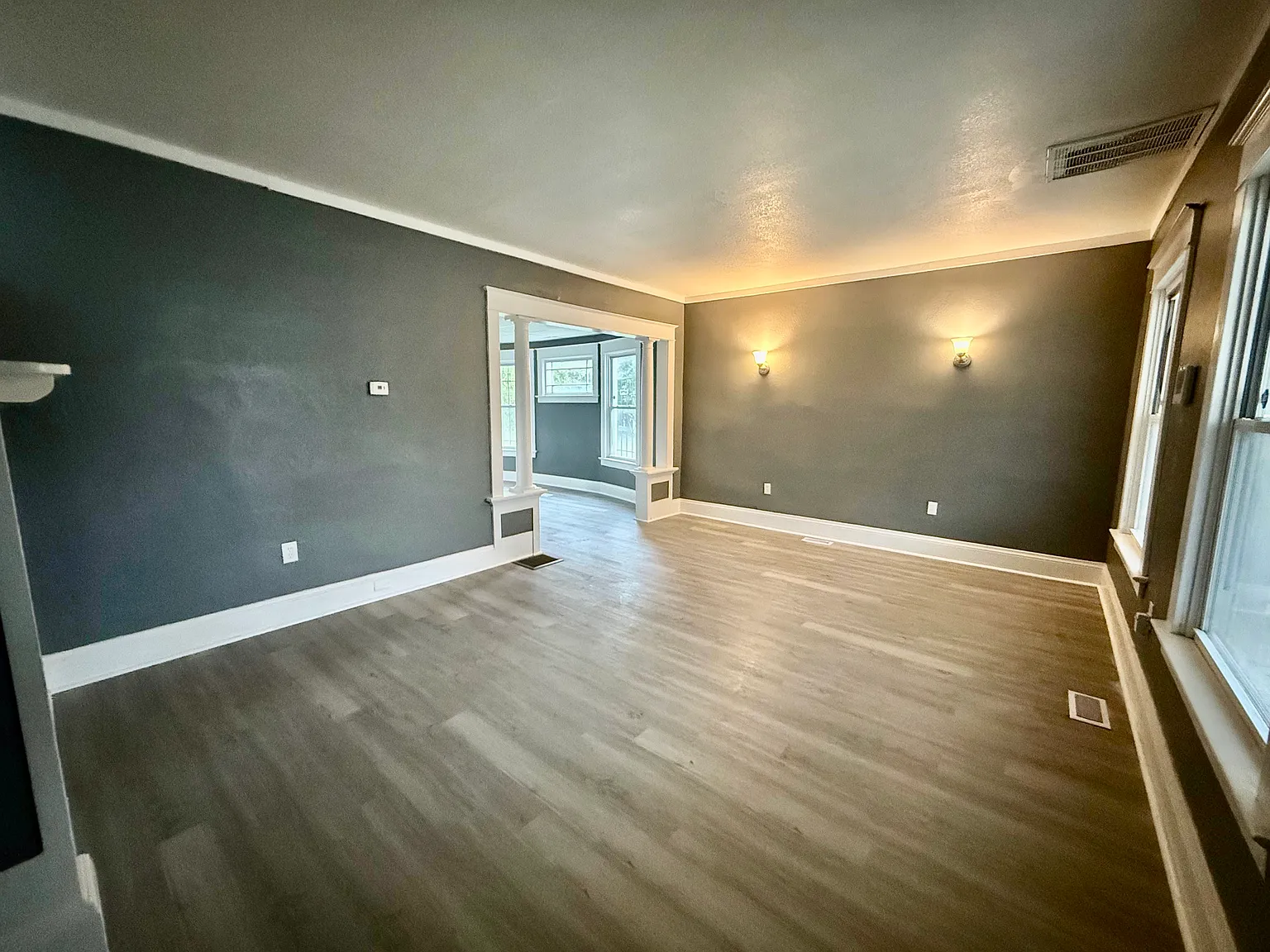 3 bed, $1,400 — Photo 4