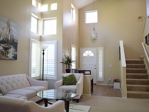 2nd image of 863 S Orchid Ln