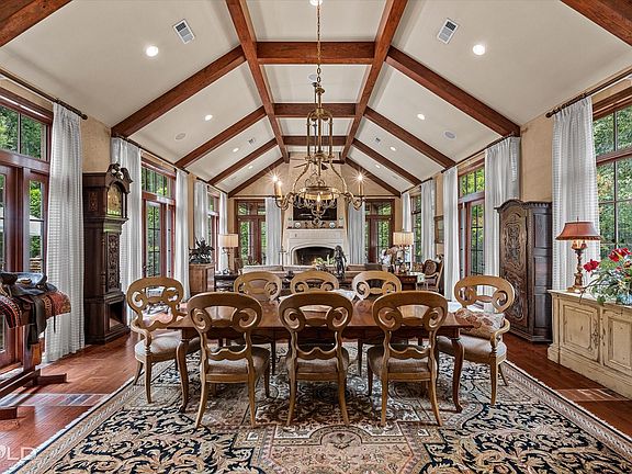 5th image of 1217 Ridgewood Cir
