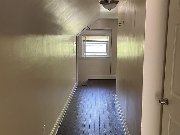 5th image of 2249 Bellfield Ave Floor 3