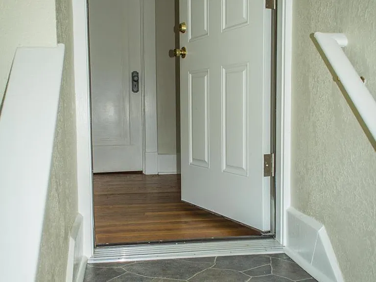 866 Canfield Rd #B — Photo 7