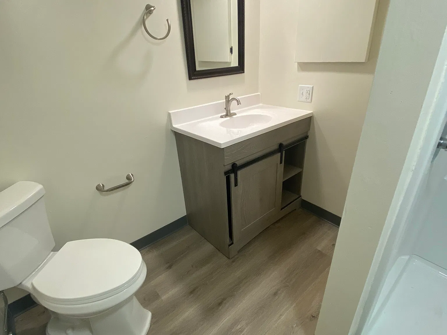 502 E Davenport St. — Photo 3