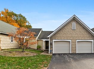 125 Oak Ridge Ct, Erie, PA 16509