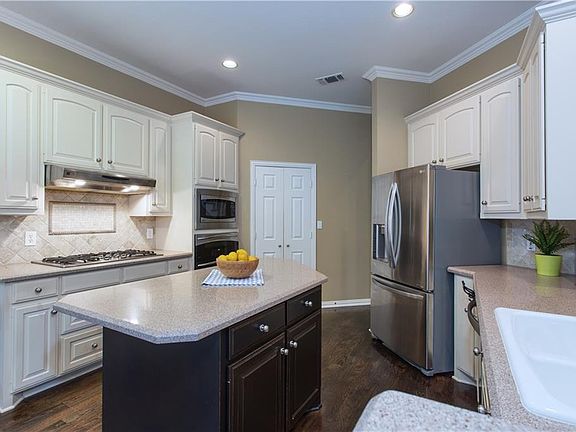 5th image of 912 Wilshire Ct