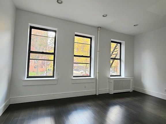 2nd image of 423 W 125th St APT 2