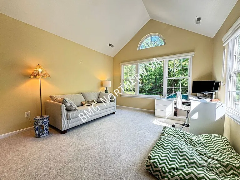 5654 Governors Pond Cir — Photo 17