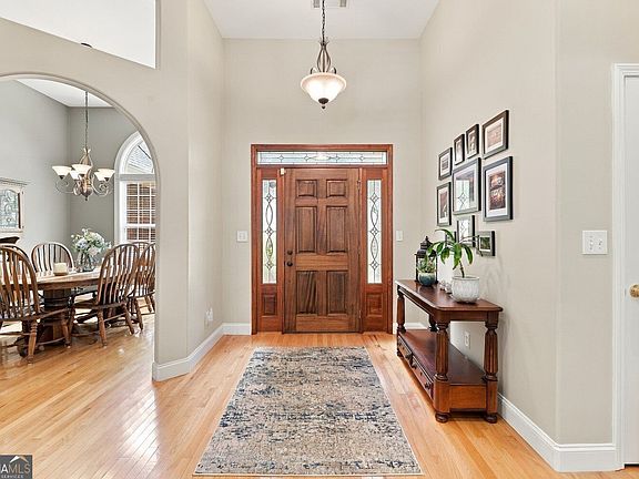 5th image of 3857 Willow Bend Dr