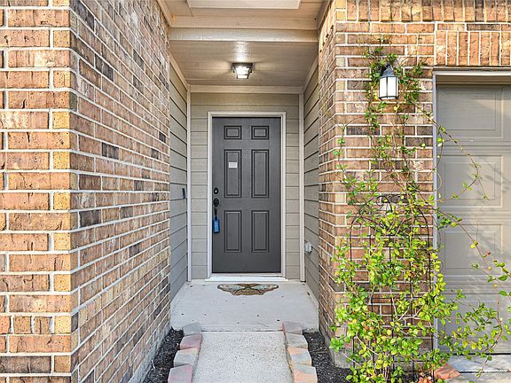 4th image of 2210 Timberland Country Ct