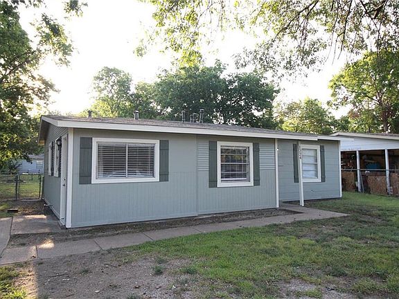 2nd image of 1224 Crest Park Dr