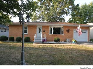 10 Stelte Ln, Springfield, IL 62702