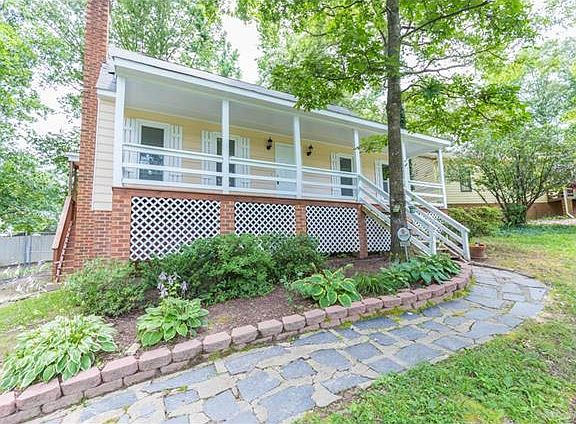 3rd image of 8403 White Cedar Ct