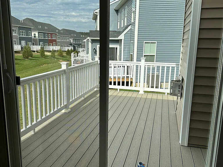 22-01 Ladbroke Dr — Photo 6