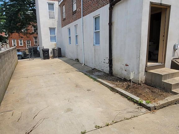 Private Driveway 2nd view