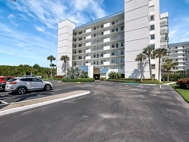 5163 N Highway A1A #418 — Photo 28
