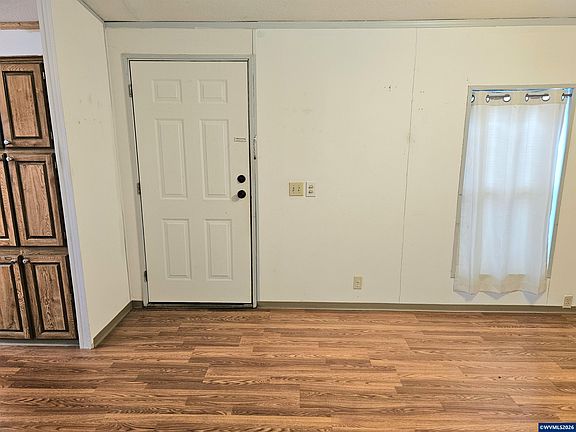 3rd image of 612 N Cascade Dr Unit 25