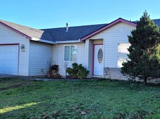 17330 SE Grant St, Portland, OR 97233