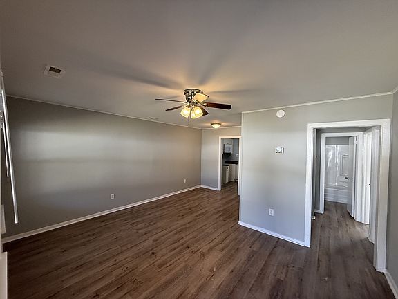 3rd image of 3333 Ottawa Ave #B