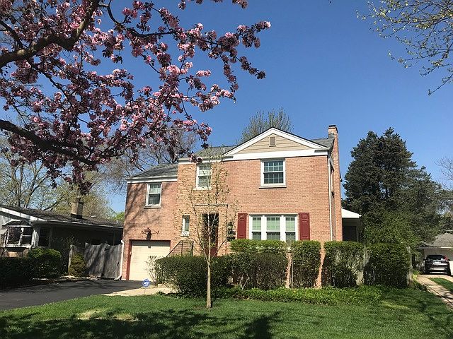 1st image of 372 Lorraine St