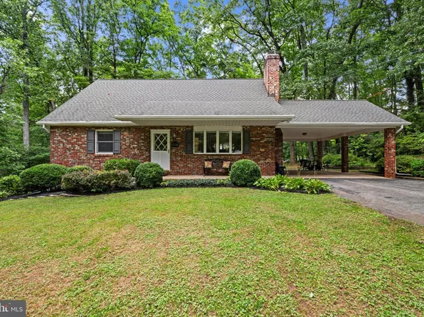 1508 Springlake Way S, Sykesville, MD 21784