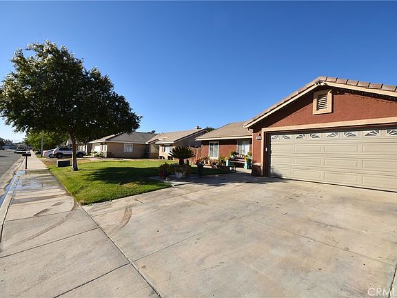 2nd image of 1480 Stratus St