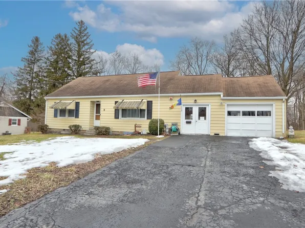 8 Cynthia Dr, Geneva, NY 14456
