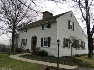 1922 Ridge Rd NW, Bolivar, OH 44612