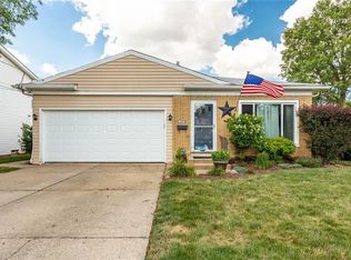 14188 Starlite Dr, Brookpark, OH