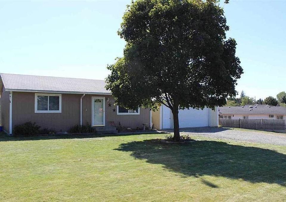 1st image of 11910 E Railroad Cir