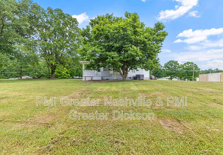 4859 Highway 100 — Photo 38