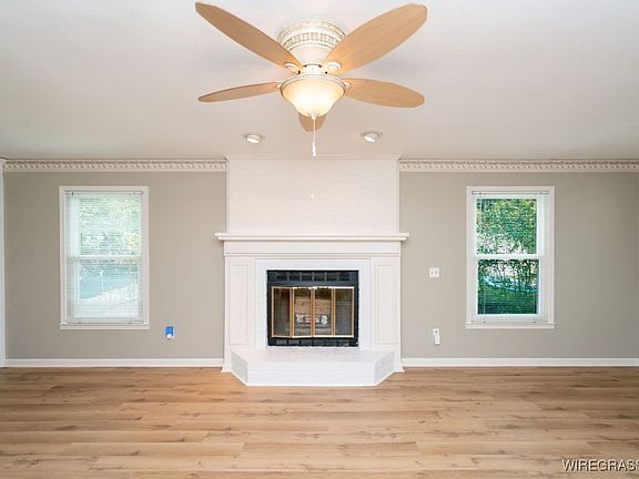 4th image of 209 Wildwood Dr